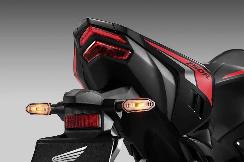 Honda CBR150R 2021